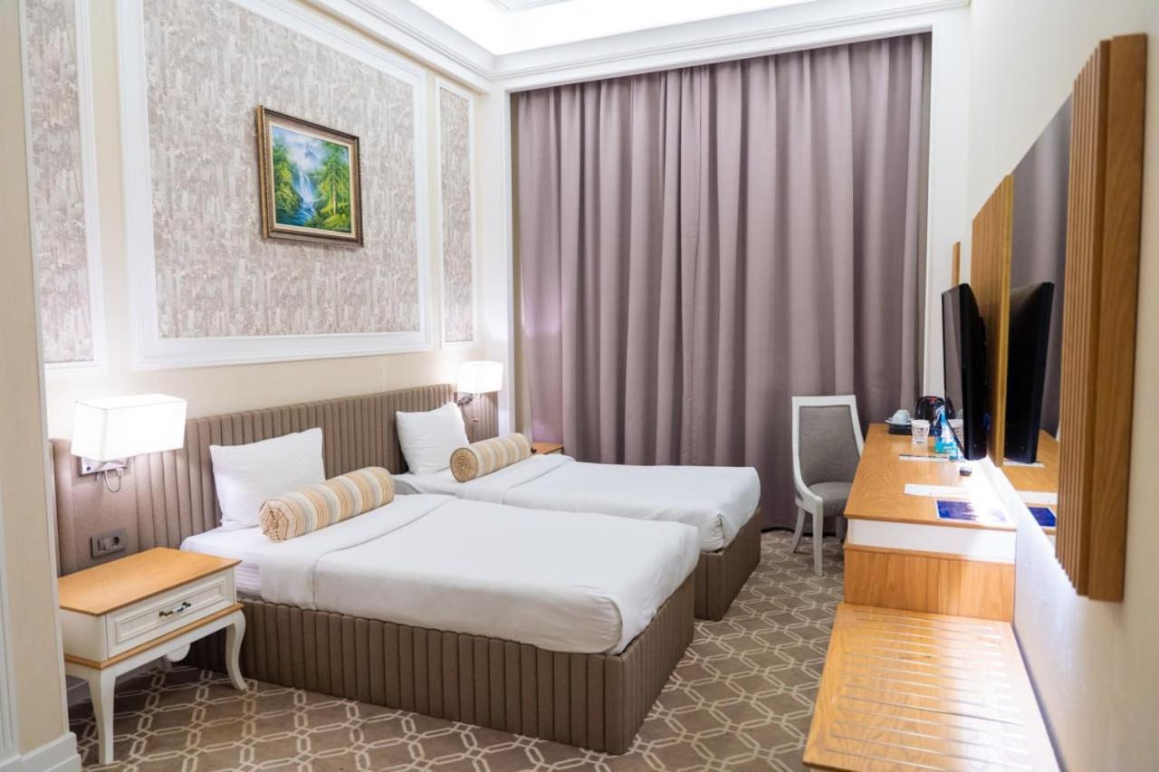 Theatrum Hotel Μπακού Εξωτερικό φωτογραφία